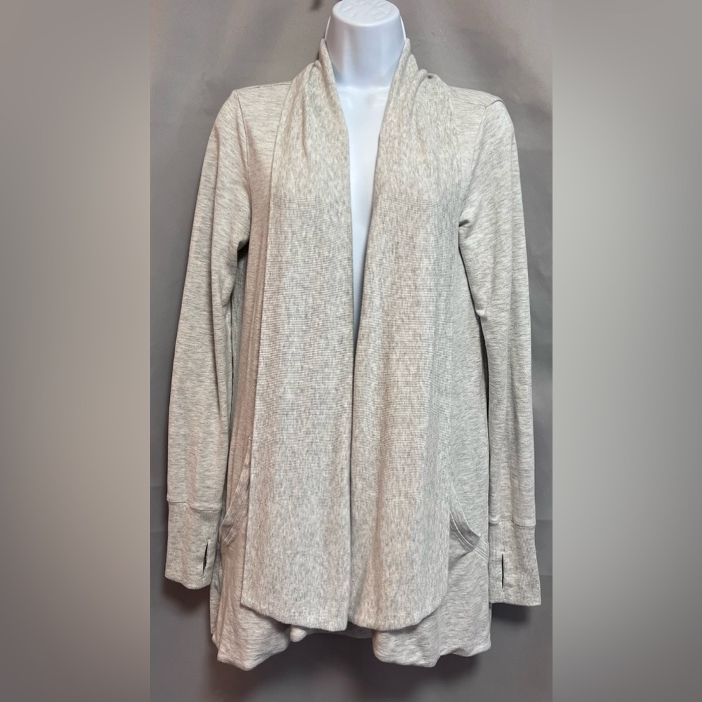 Athleta Women Pranayama Wrap, Fog Grey Heather‎ SIZE Medium
